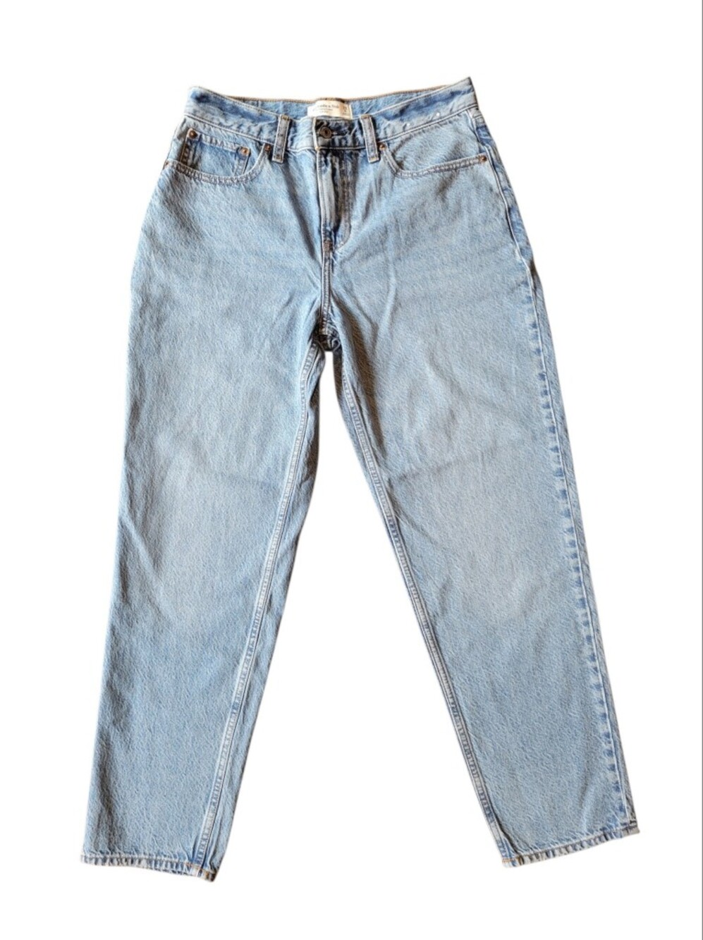 Abercrombie & Fitch The Tapered Loose Low Rise Light Wash Denim Jean Pants